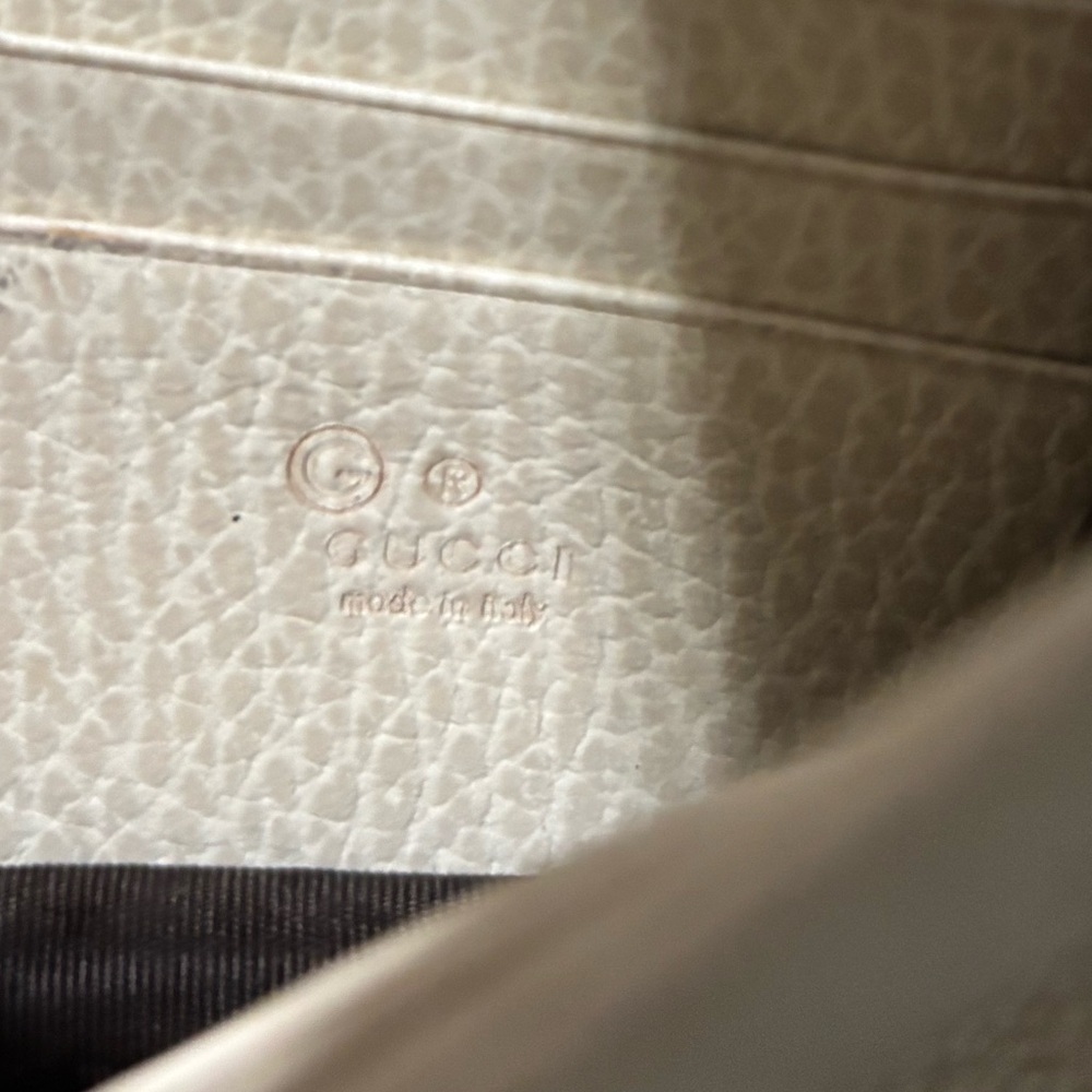 Authentic Gucci Interlocking G Chain Wallet - Picture 6 of 12
